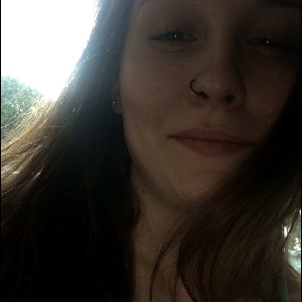 Meet your Posher, Cati